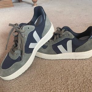 Veja Men's Low-Top Suede & Mesh Sneakers in Olive Green, Navy & White